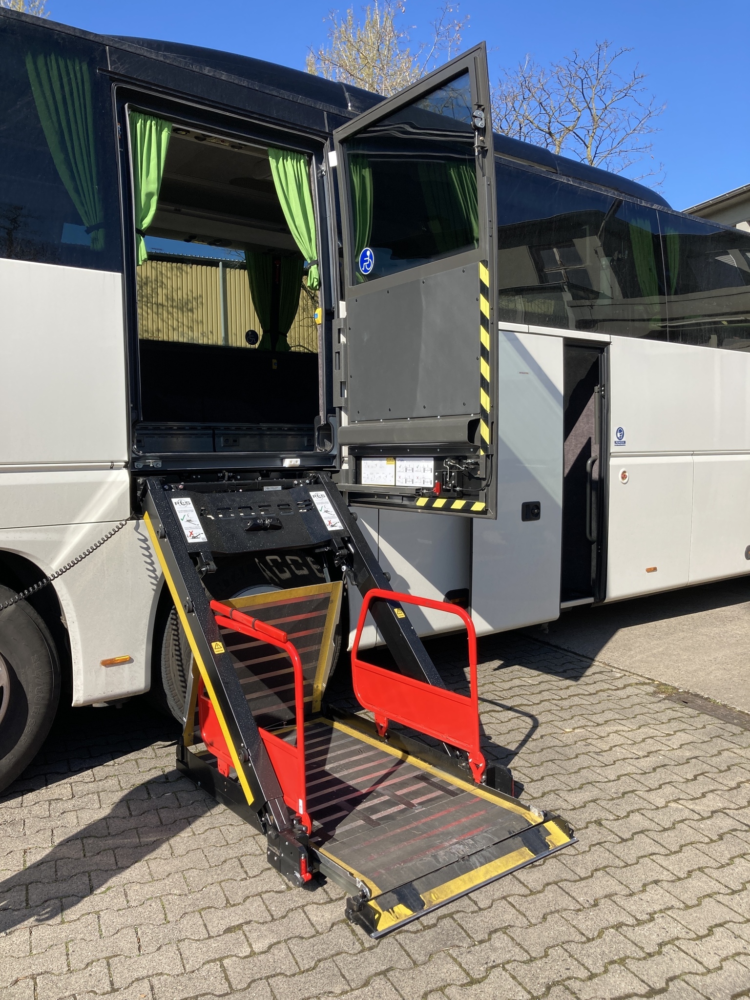 PICCOLONIA BUSREISEN