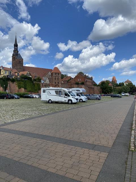 Elberadweg Sachsen-Anhalt -  Teilabschnitt Tangermünde - Arneburg  15 km