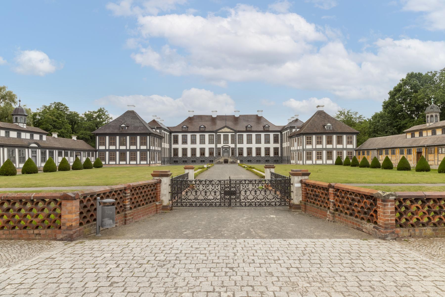 Schloss und Schlosspark Oranienbaum im Gartenreich Dessau Wörlitz