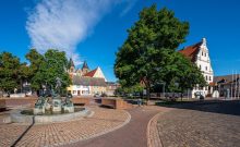 Aken, Markt mit Brunnen, 2020 - ©Uwe Weigel Fotografie Aken, Markt mit Brunnen, 2020 - ©Uwe Weigel Fotografie