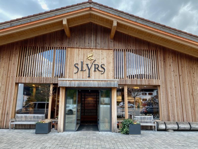 Slyrs Distillery mit Caffee & Lunchery - ©Monika Keiner Bild von Slyrs Distillery mit Caffee & Lunchery - ©Monika Keiner