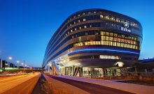 Hilton Frankfurt Airport - ©Simona Grimm Hilton Frankfurt Airport - ©Simona Grimm