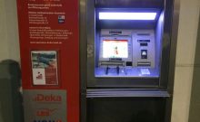 alleinstehender Geldautomat an der Feilenfabrik